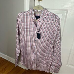 David Donahue men’s red and blue plaid shirt size medium